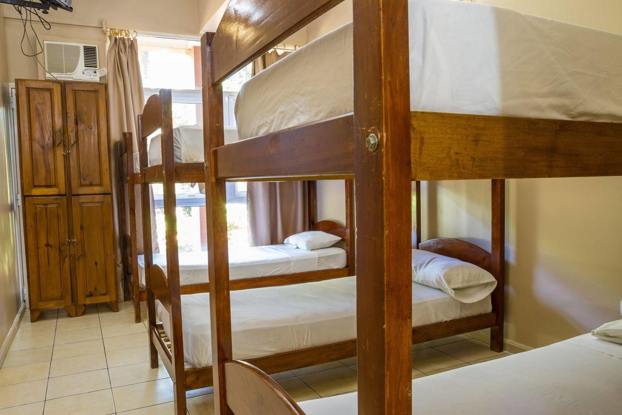 Iguazu Inn Hostel Puerto Iguazú Eksteriør bilde